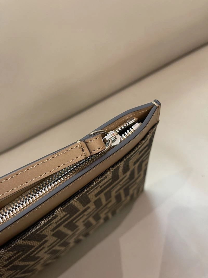 EasyMatch Fendi Clutch Bags 57928