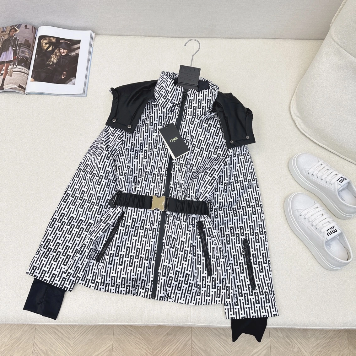 Fendi Down Jackets Sophisticated 123481