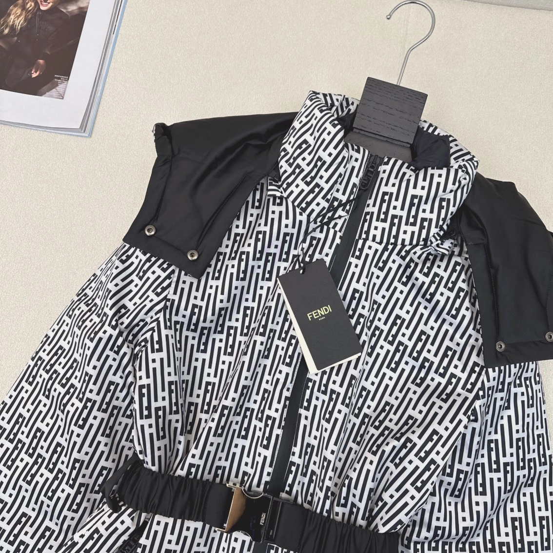 Fendi Down Jackets Sophisticated 123481