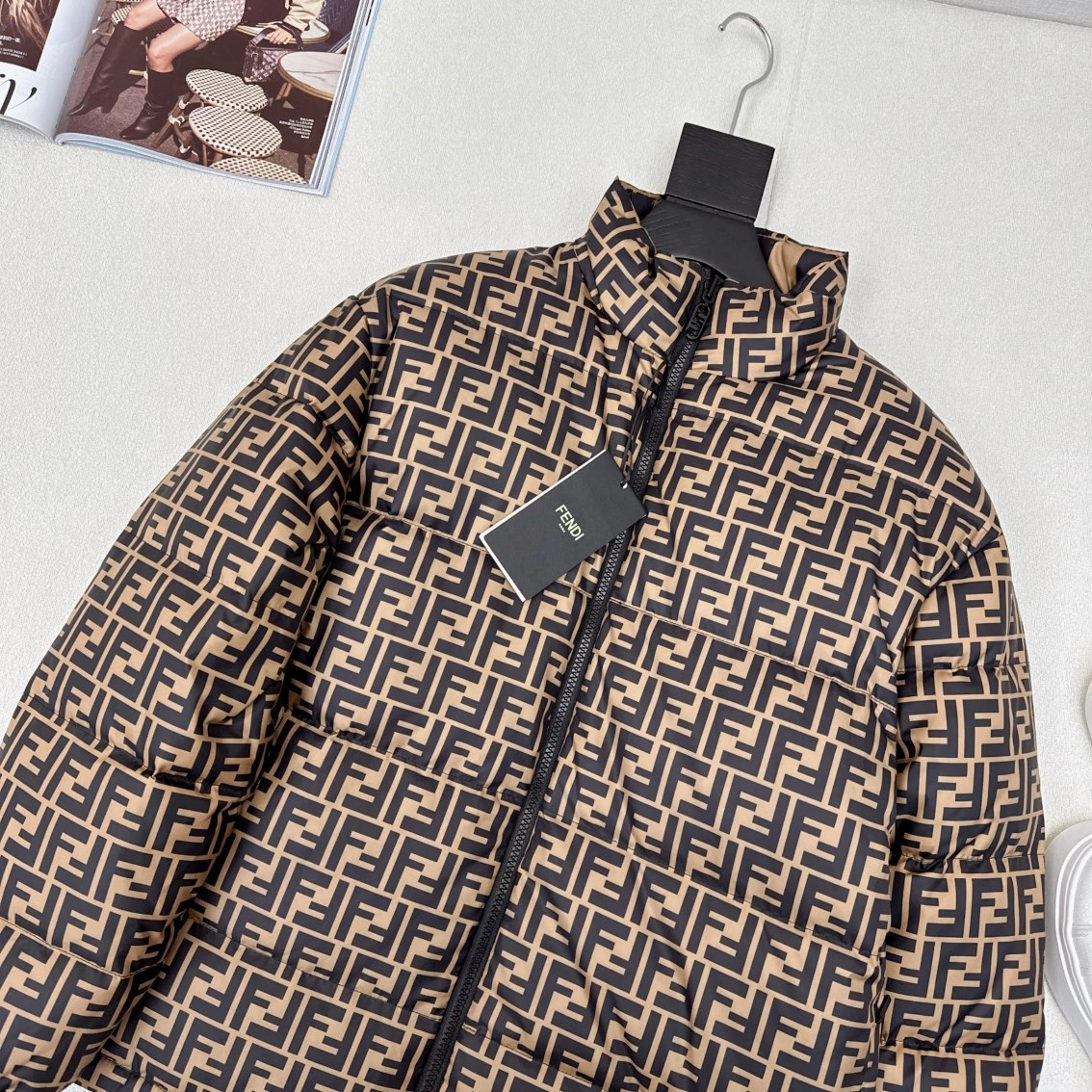 SmartChoice Fendi Down Jackets 123471