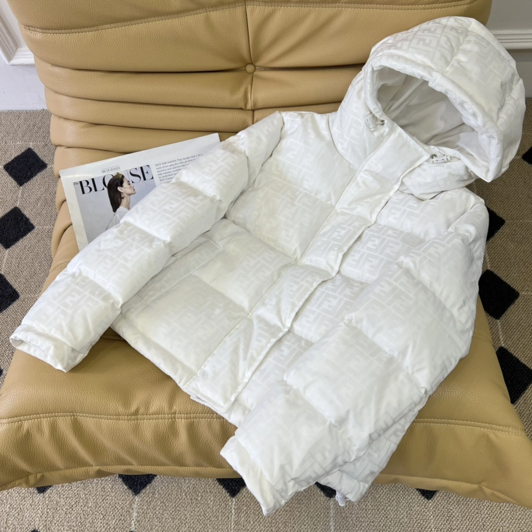 Breathable Fendi Down Jackets 123497