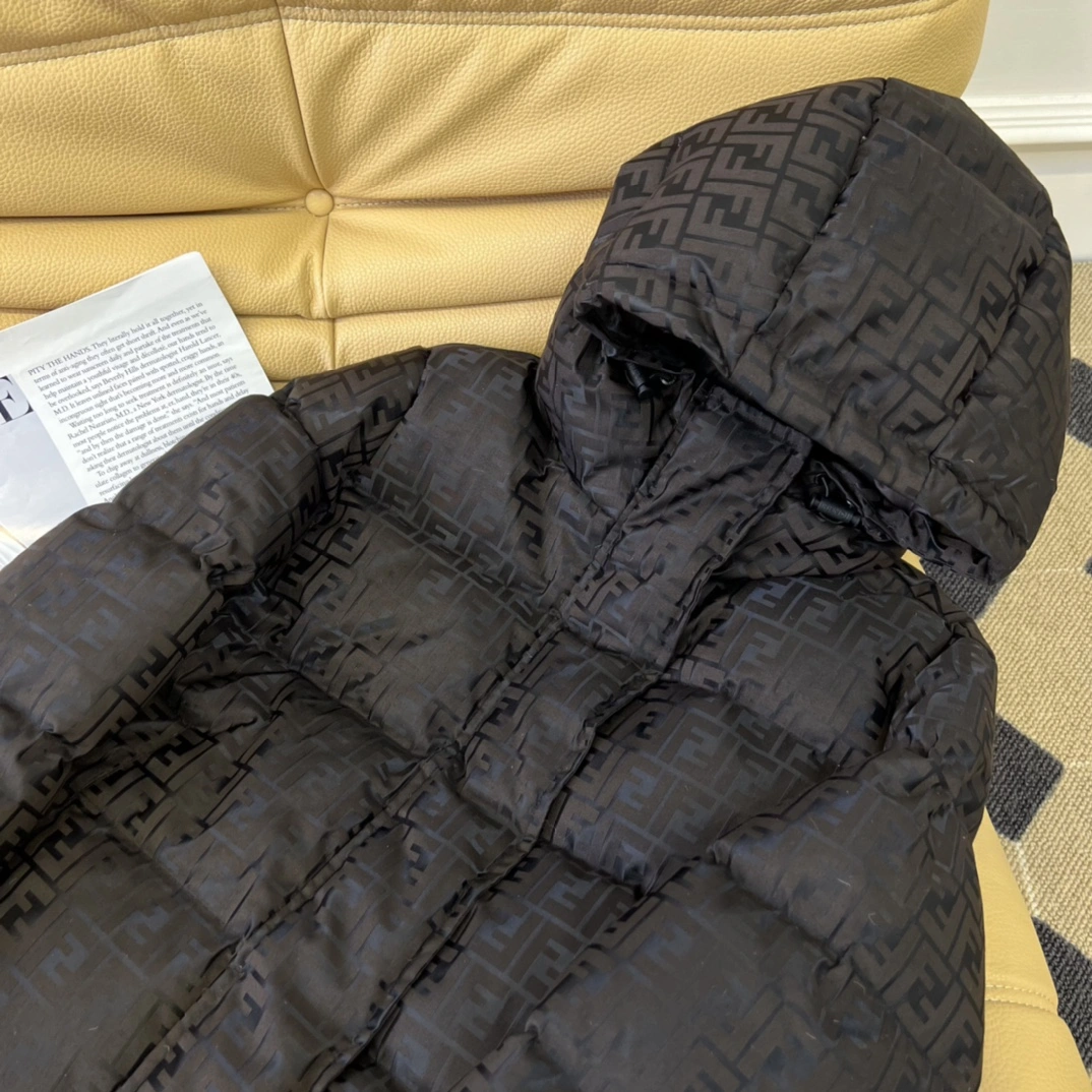 Breathable Fendi Down Jackets 123497