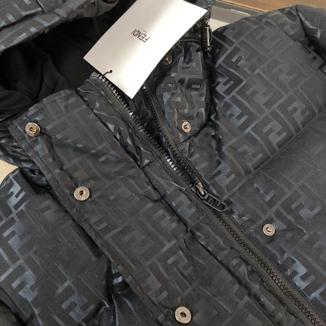 Unisex Fendi Down Jackets 123488