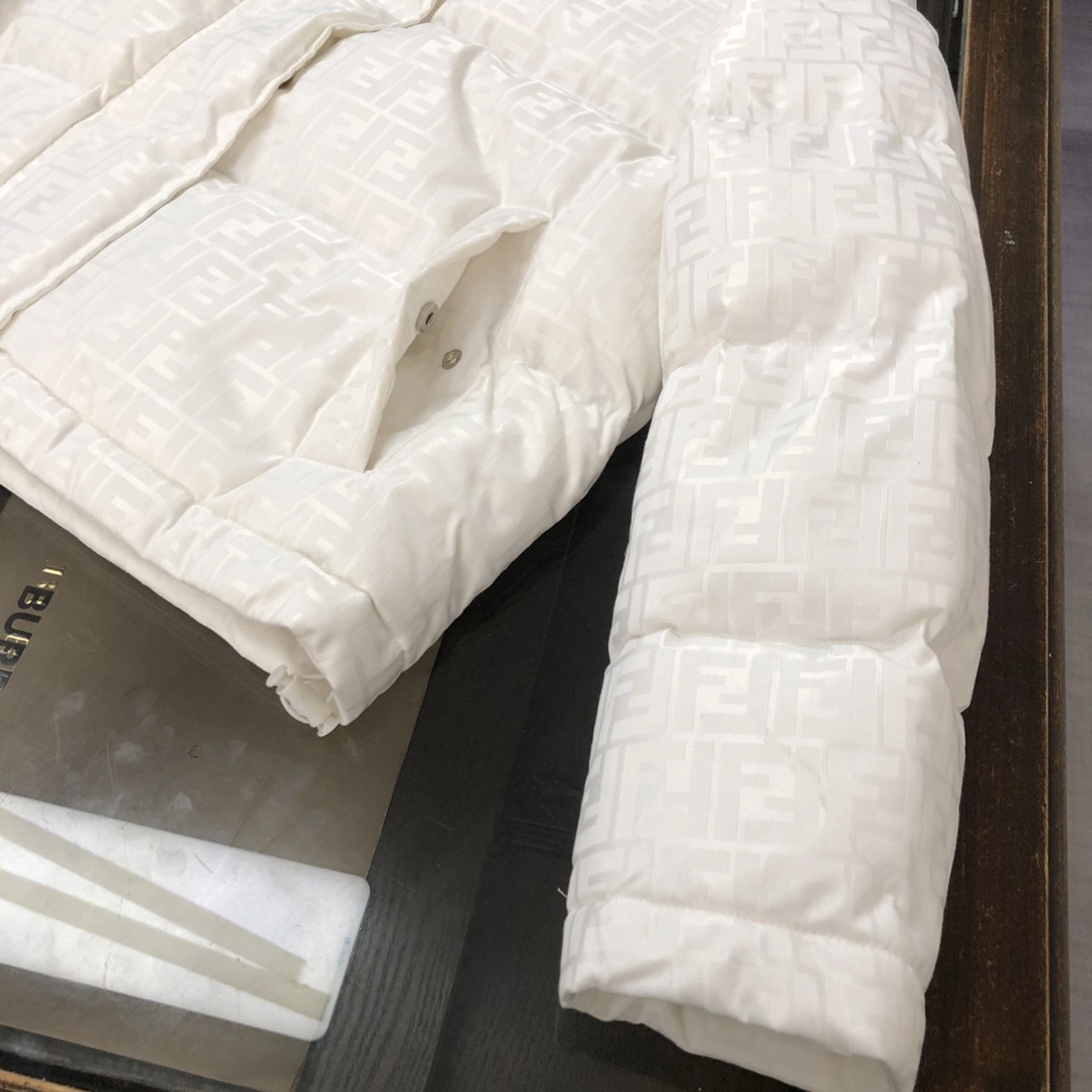 Supportive Fendi Down Jackets 123478