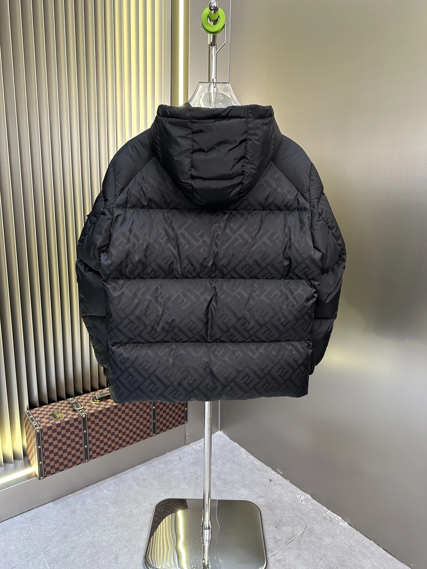 SoftTouch Fendi Down Jackets 123490