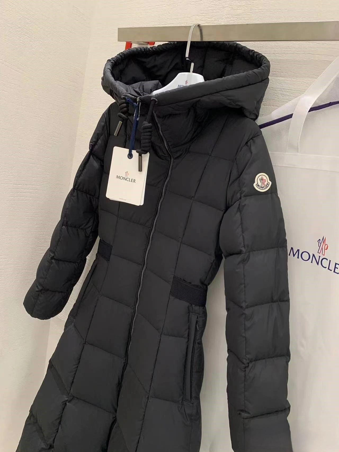 TimelessDesign Fendi Down Jackets 123473