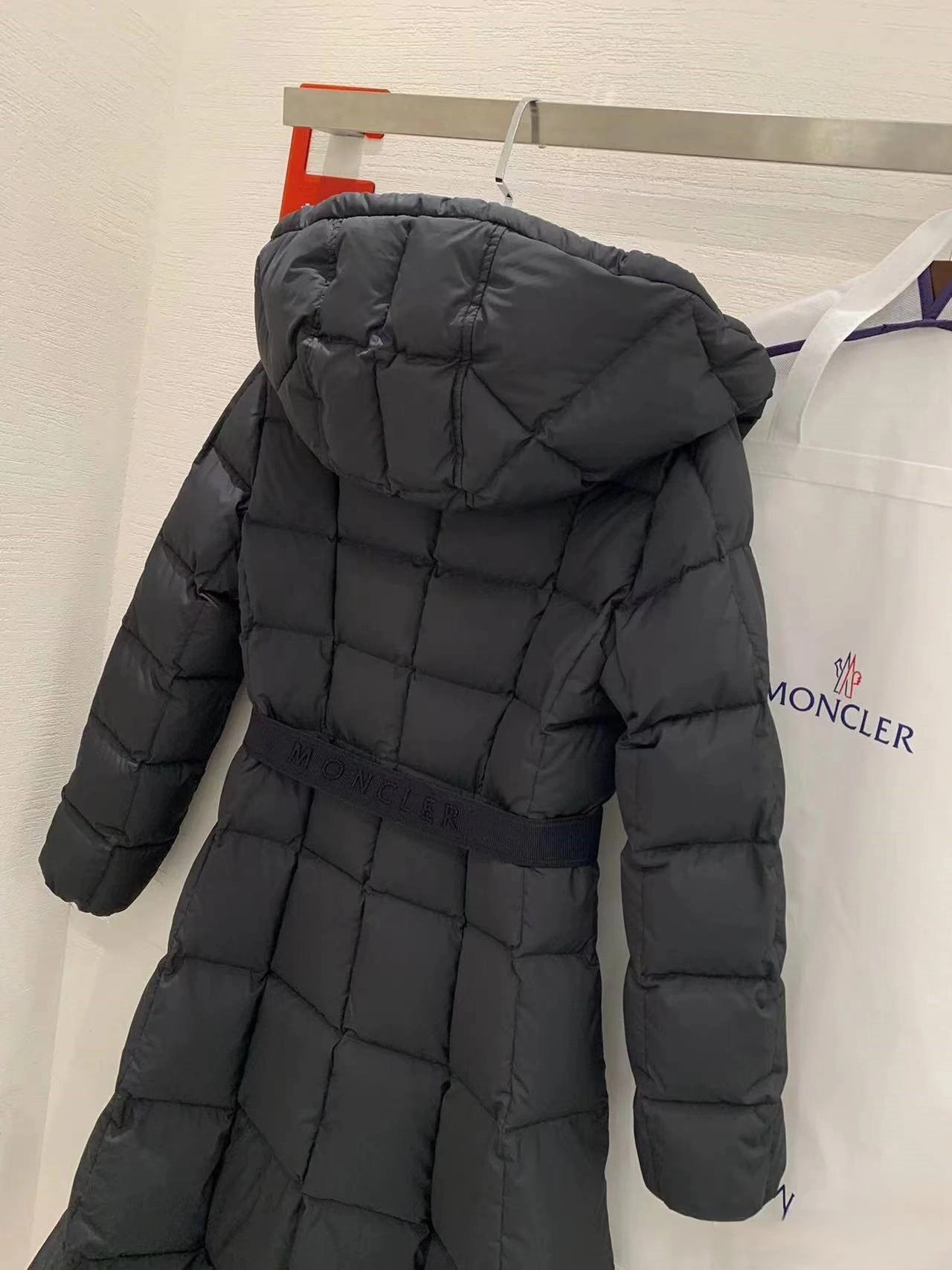 TimelessDesign Fendi Down Jackets 123473