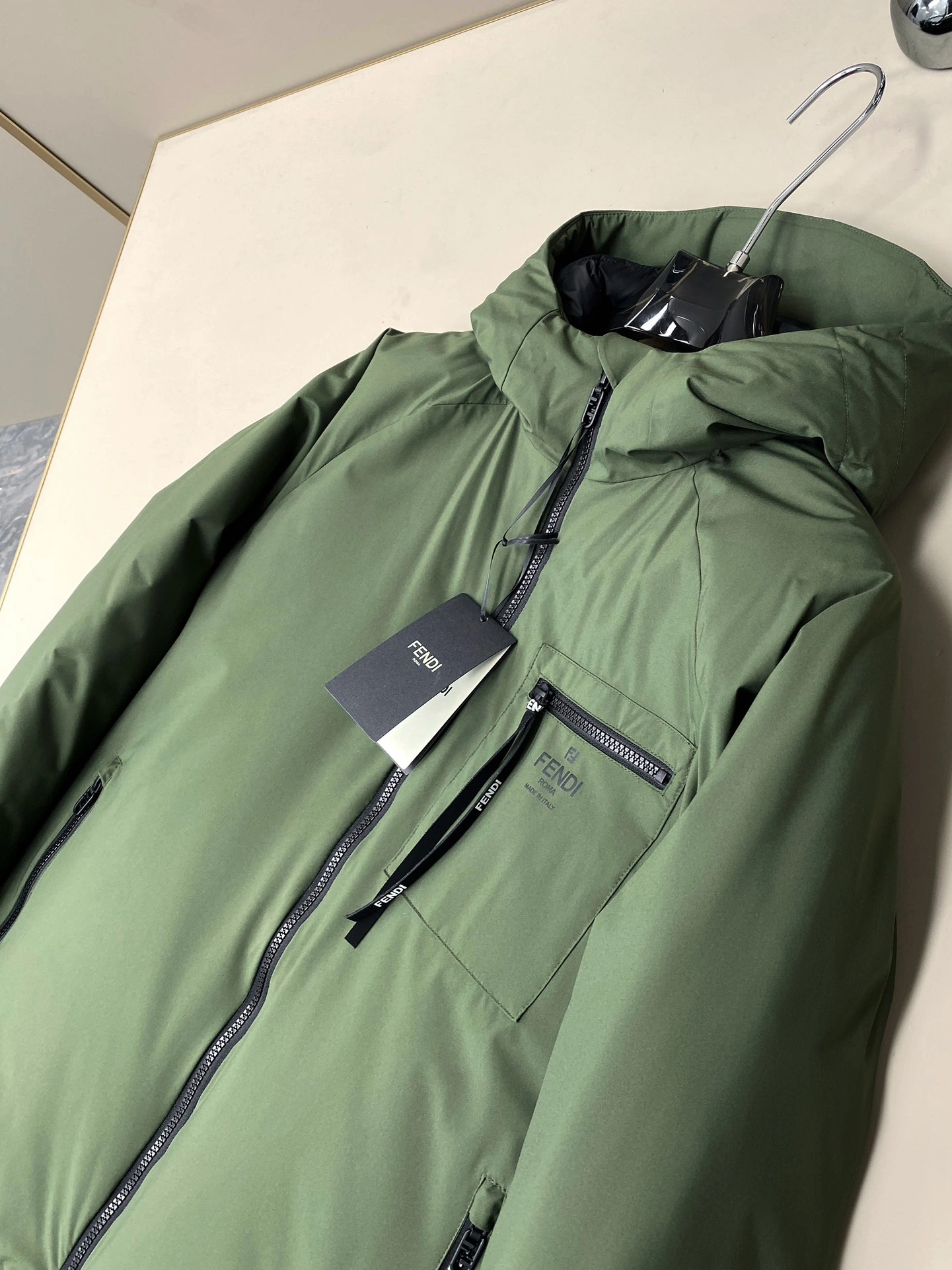 Fendi Down Jackets Supportive 123470