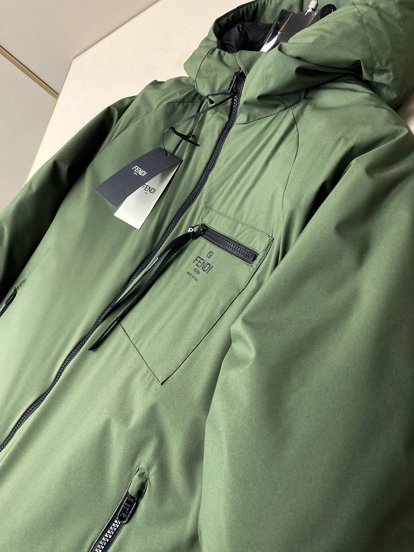 Fendi Down Jackets Supportive 123470