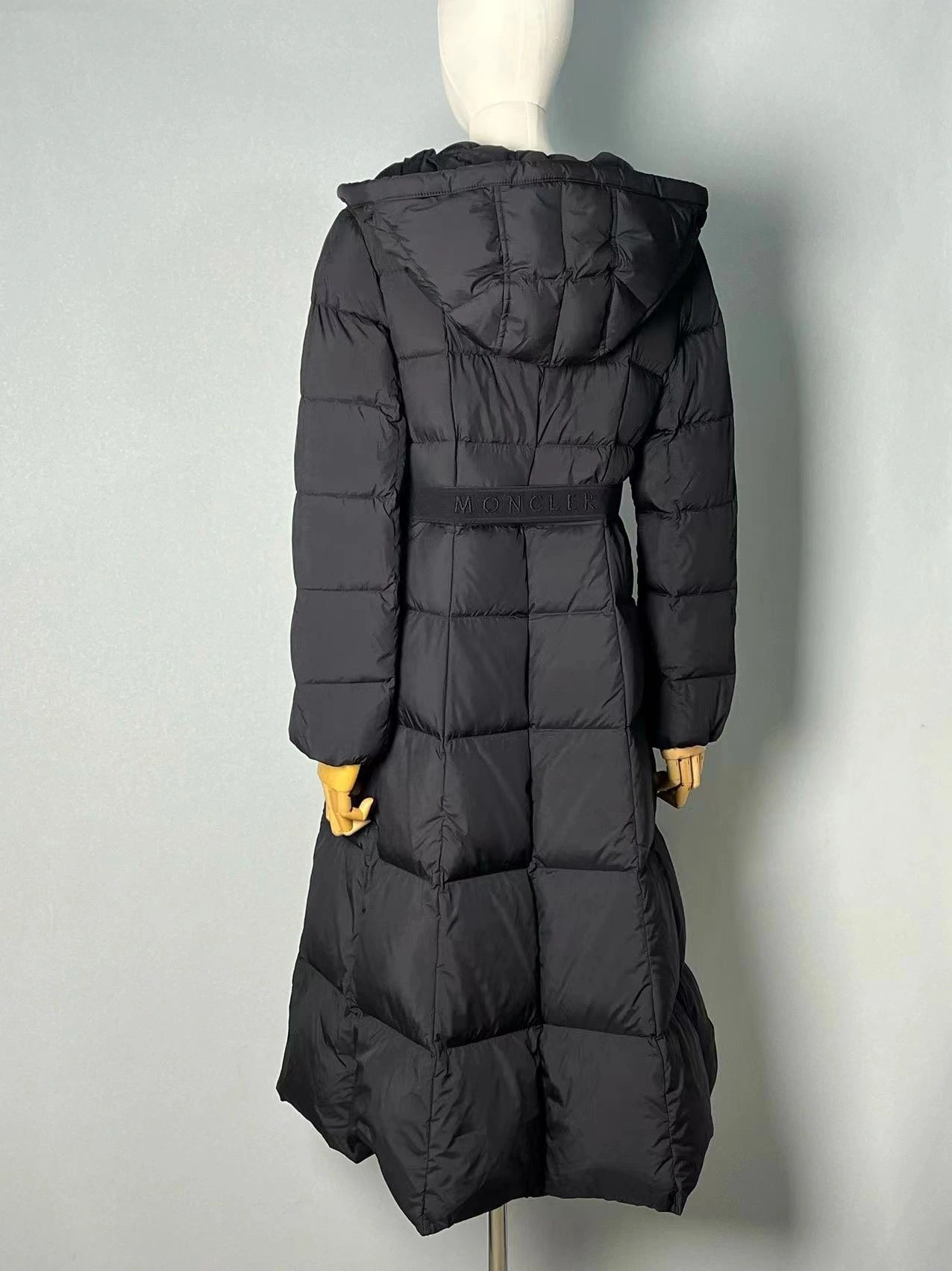 Lightweight Fendi Down Jackets 123461