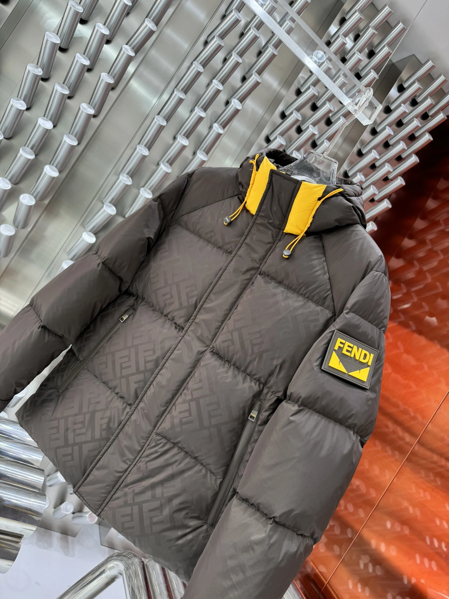 Fendi Down Jackets Vibrant 123460