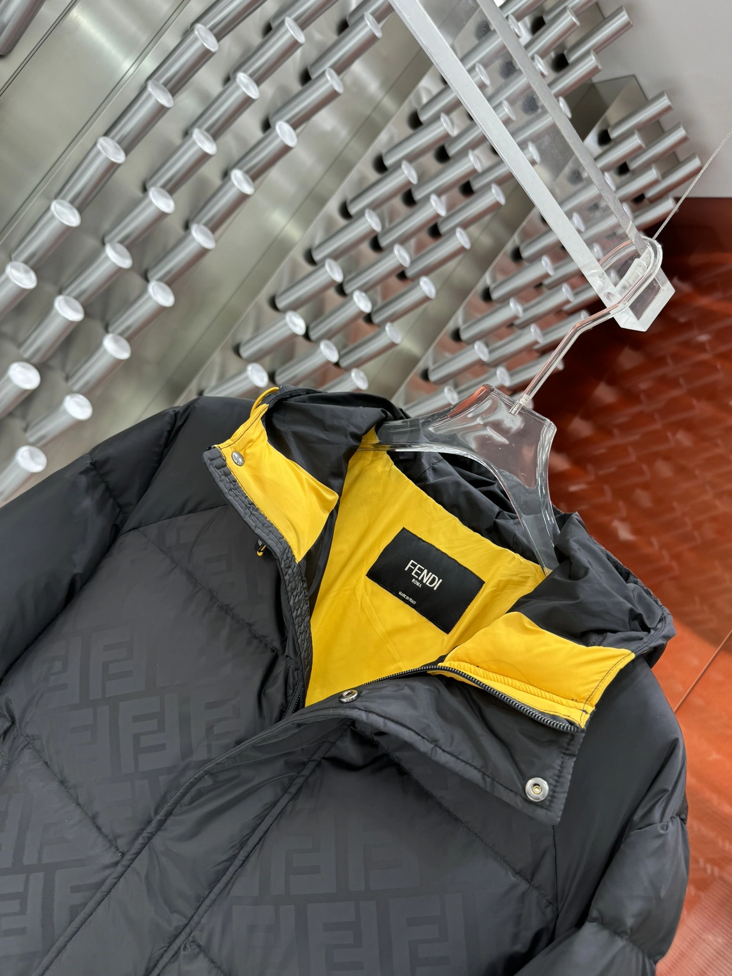 DailyWear Fendi Down Jackets 123459