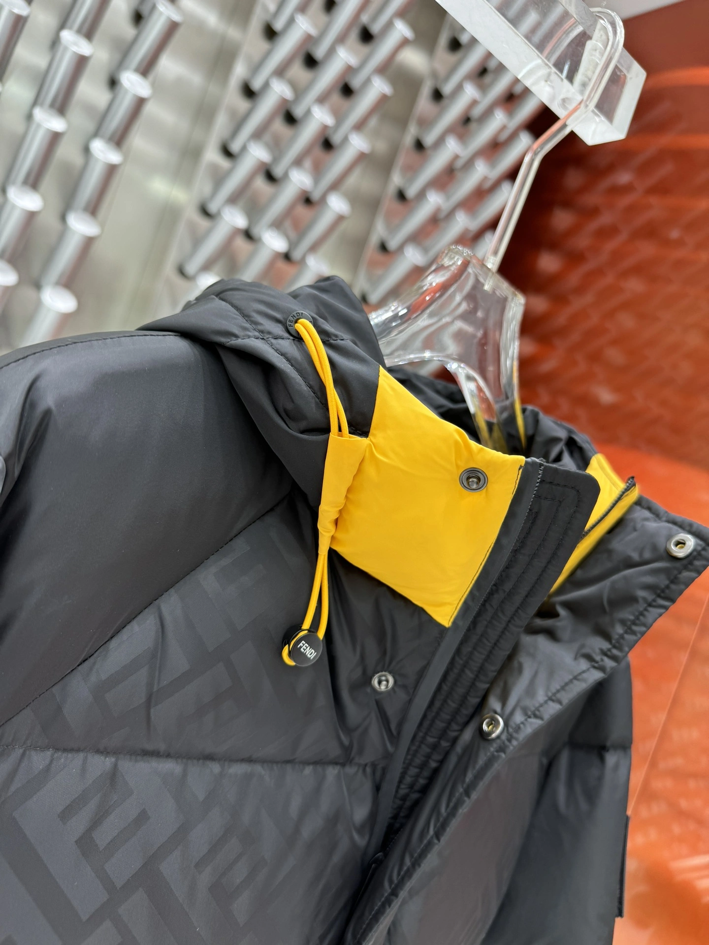 DailyWear Fendi Down Jackets 123459