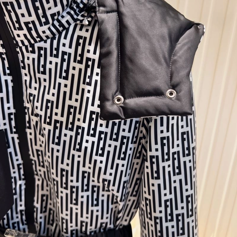 Bold Fendi Down Jackets 123437