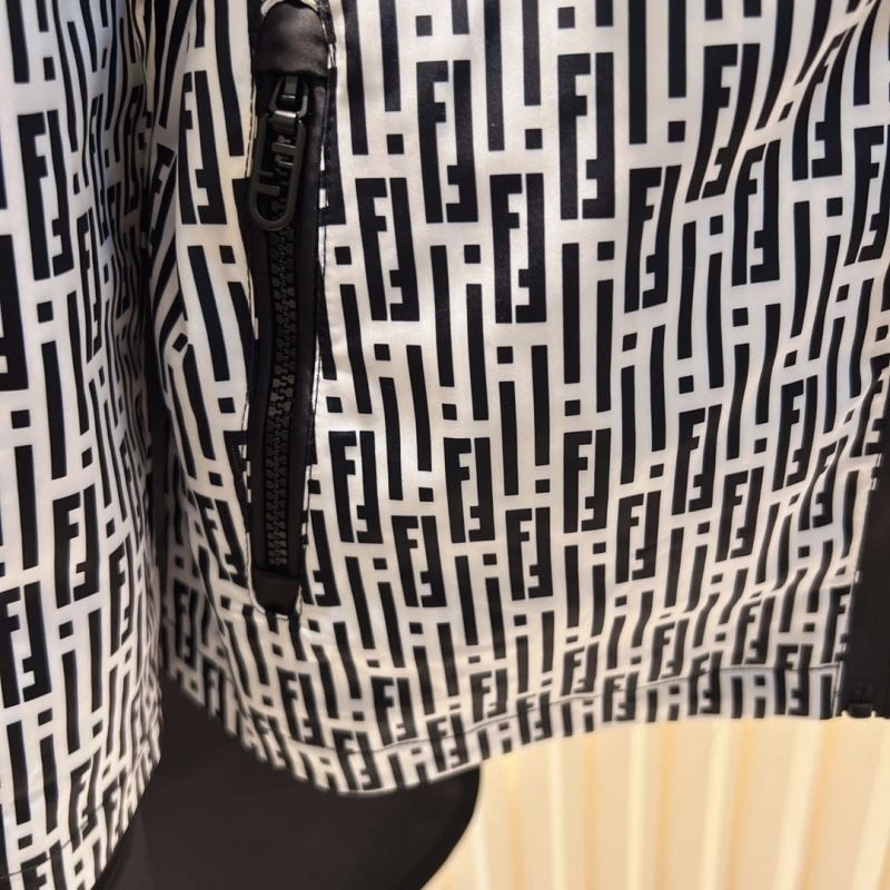 Bold Fendi Down Jackets 123437