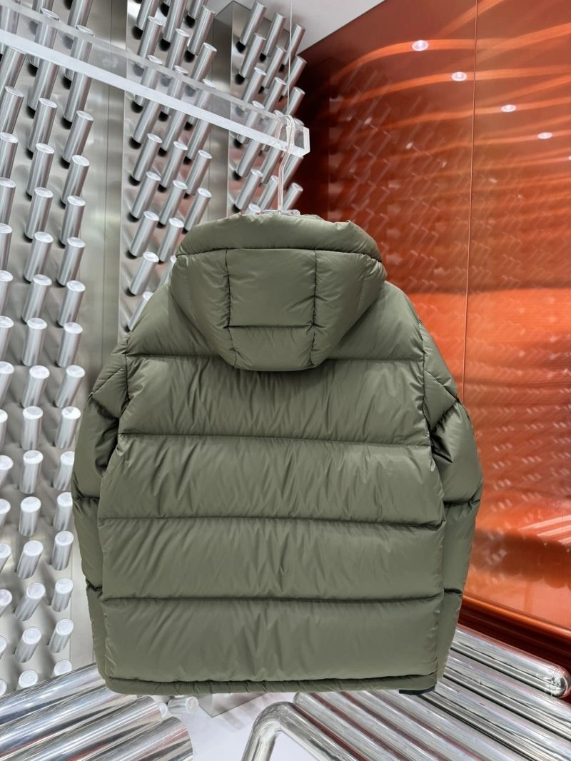 Fendi Down Jackets Sporty 123416