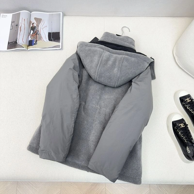 Fendi Down Jackets Durable 123380