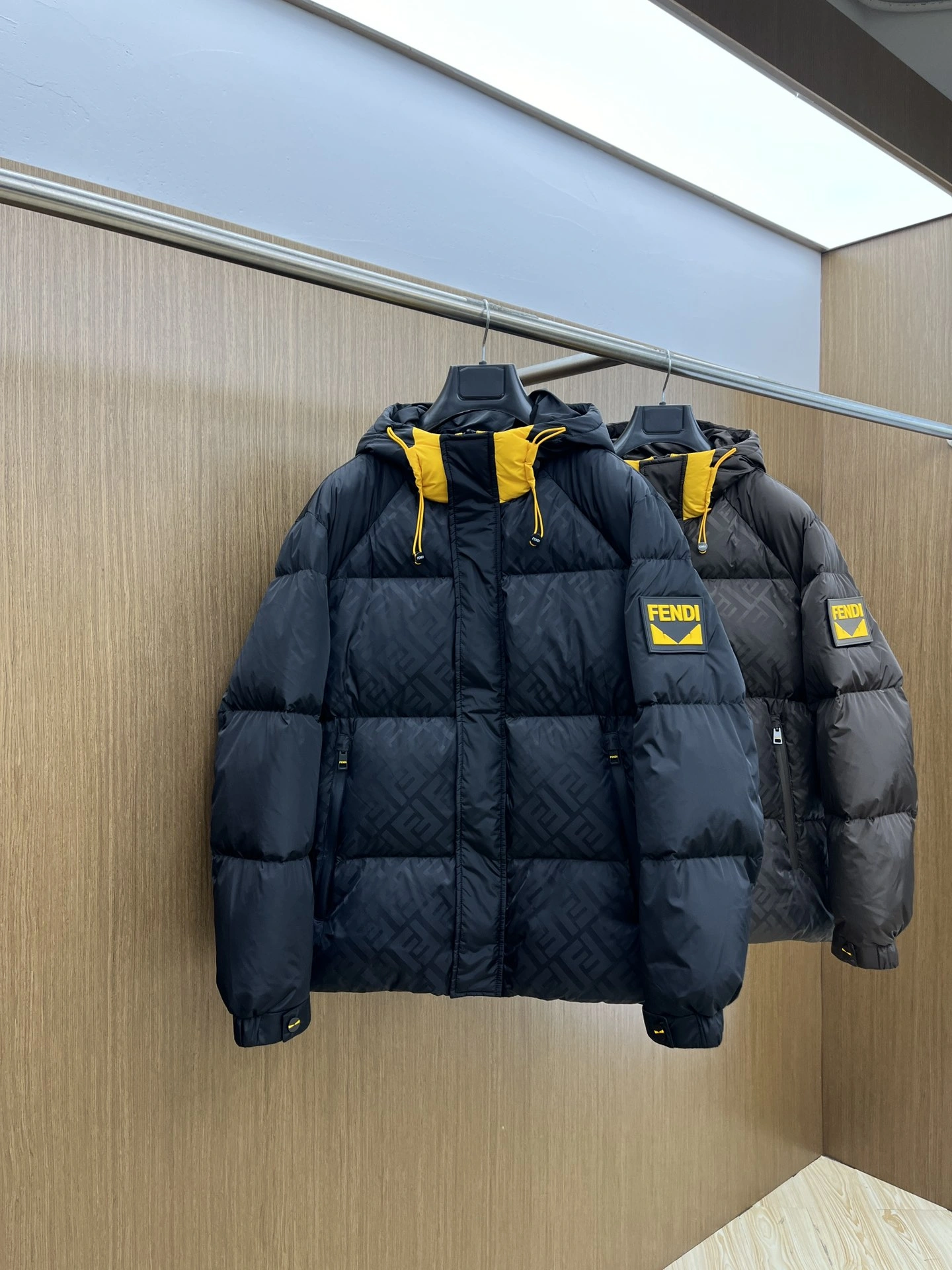 NewStyle Fendi Down Jackets 123446