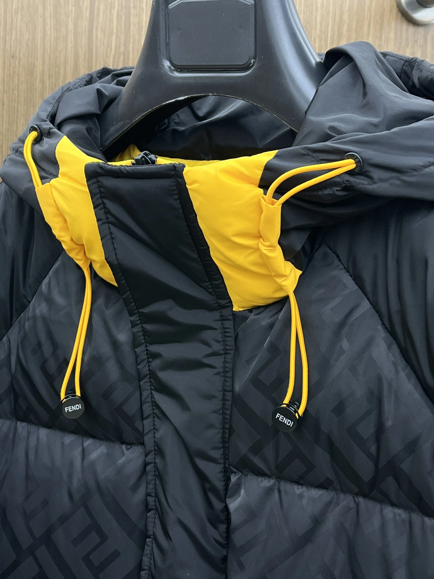 NewStyle Fendi Down Jackets 123446