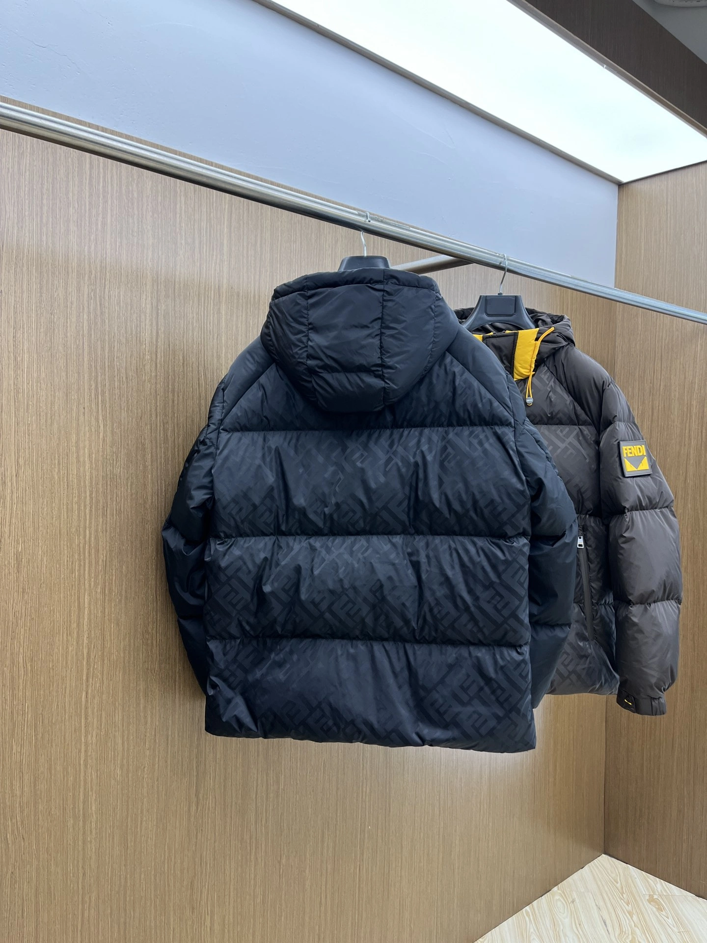 NewStyle Fendi Down Jackets 123446