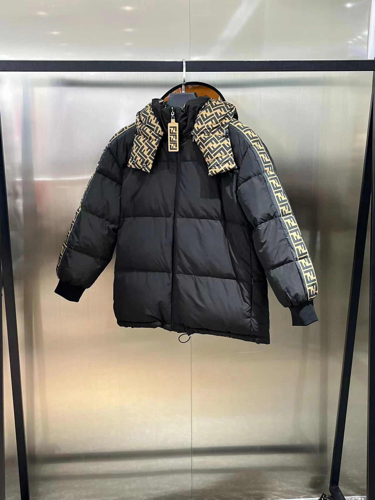 Fendi Down Jackets UrbanStyle 120362