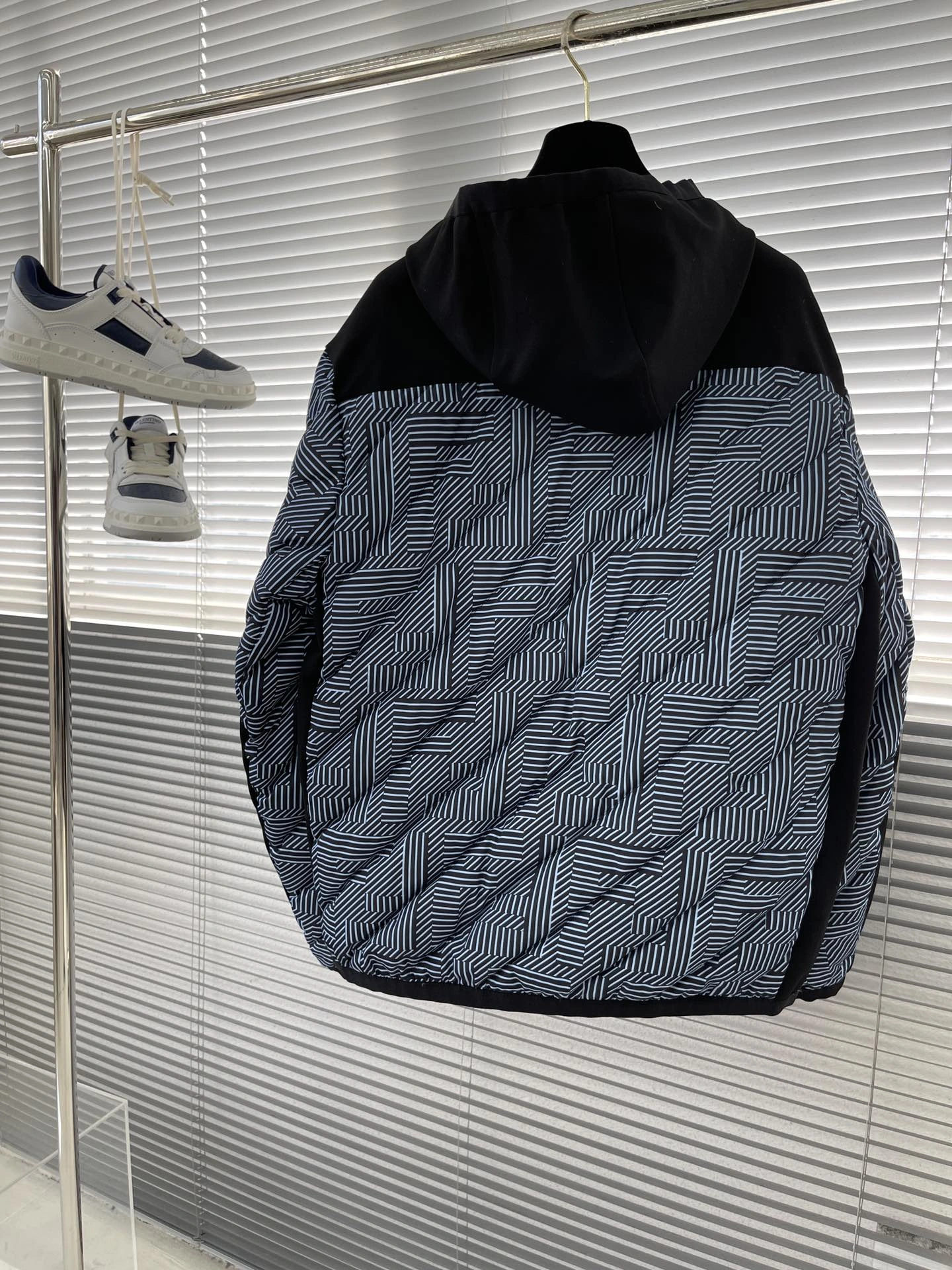 Fendi Down Jackets Cozy 123433