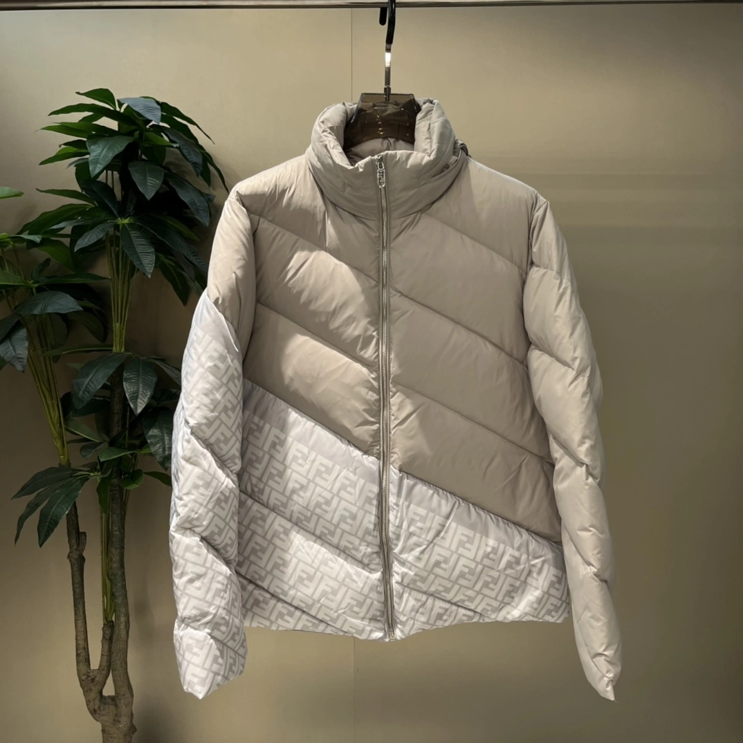 Fendi Down Jackets OnTrend 123431