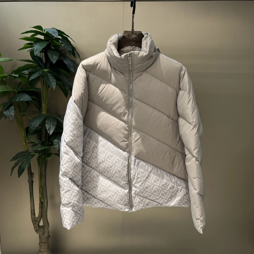 Fendi Down Jackets OnTrend 123431