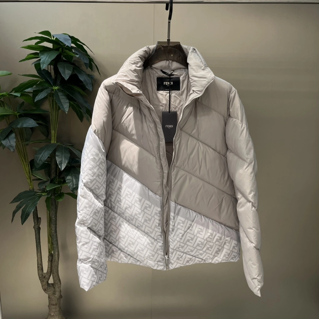 Fendi Down Jackets OnTrend 123431