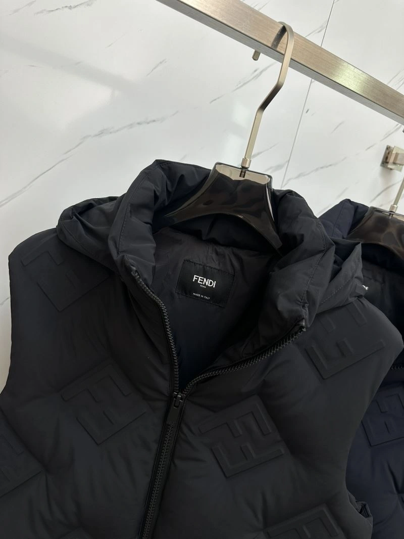 ComfortFit Fendi Down Jackets 123403