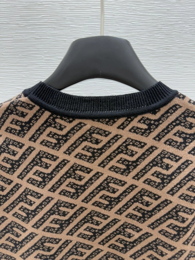 Fendi Dress Suits EyeCatching 120476