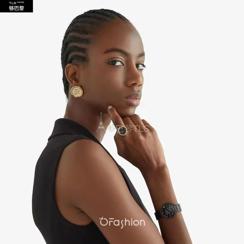 WellDesigned Fendi Earrings 214634