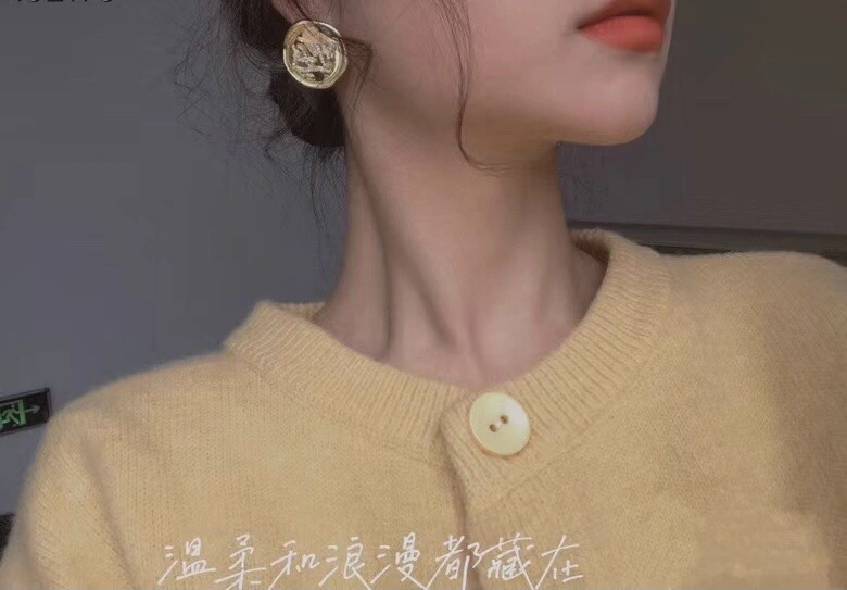Bright Fendi Earrings 212215