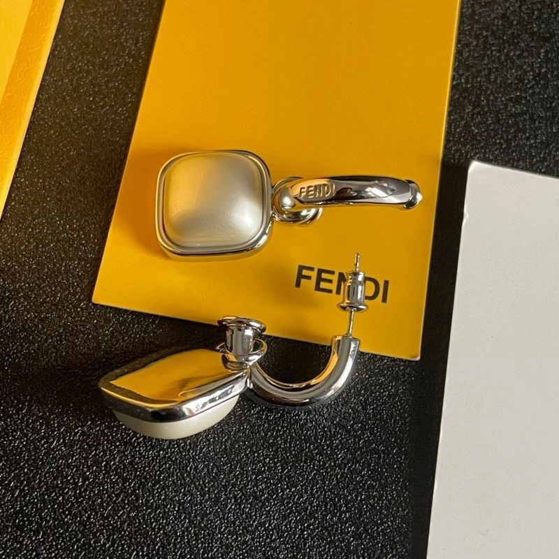 Fendi Earrings ModernLook 209895