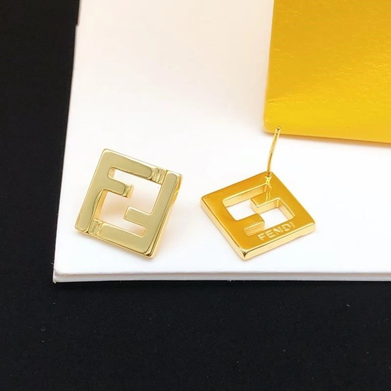 Fendi Earrings Sleek 208781