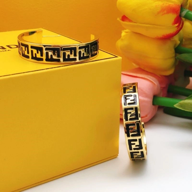 Fendi Earrings ZipUp 208792