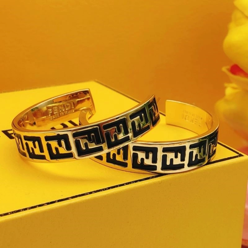 Fendi Earrings ZipUp 208792