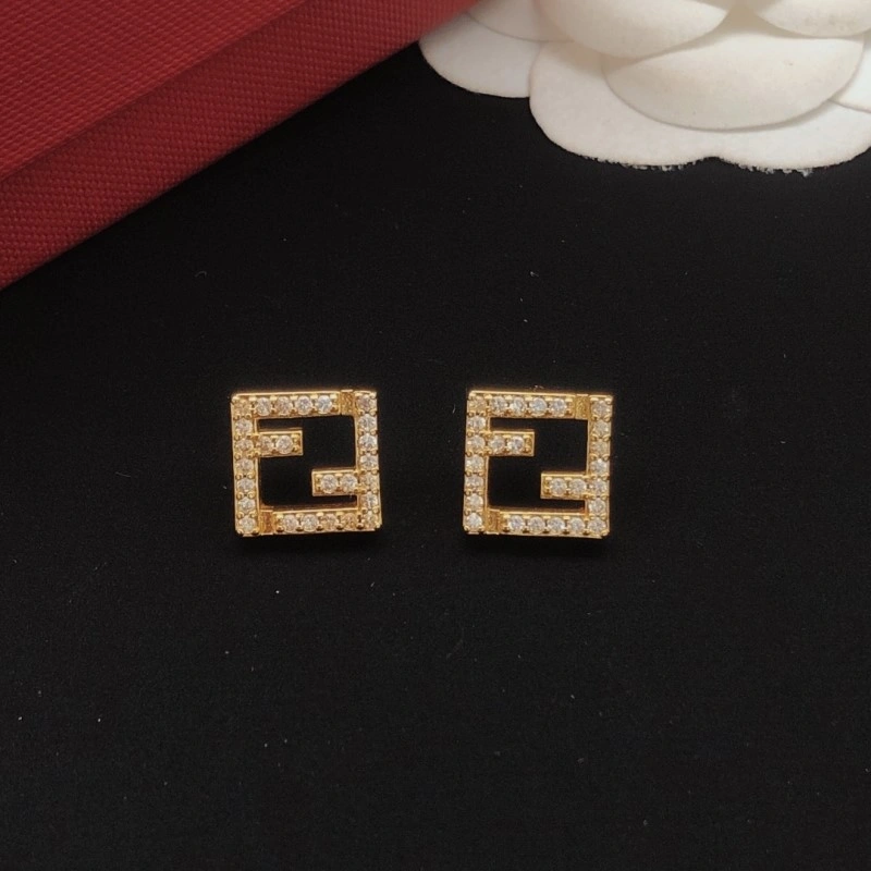 Cozy Fendi Earrings 208070