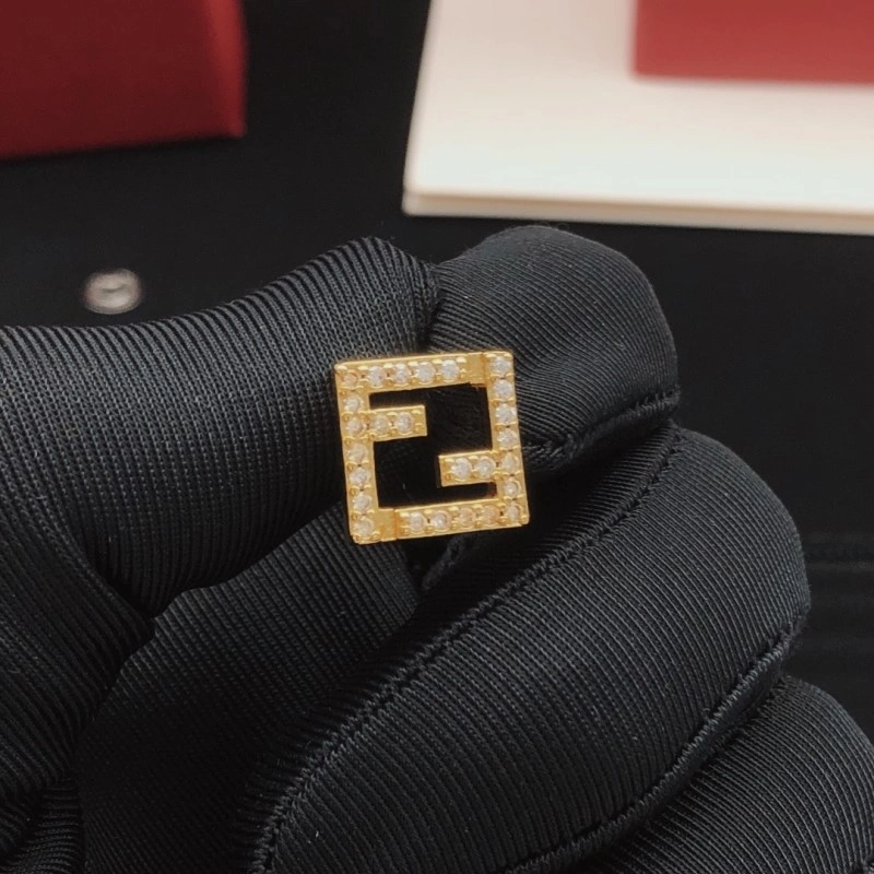Cozy Fendi Earrings 208070