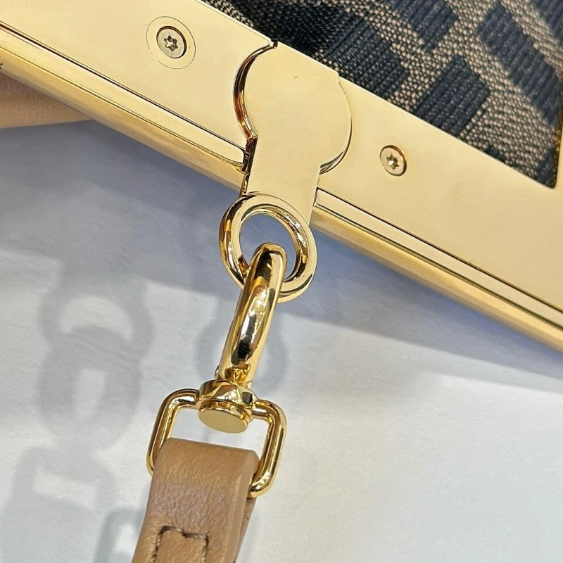 Fendi First Bags Vibrant 57905