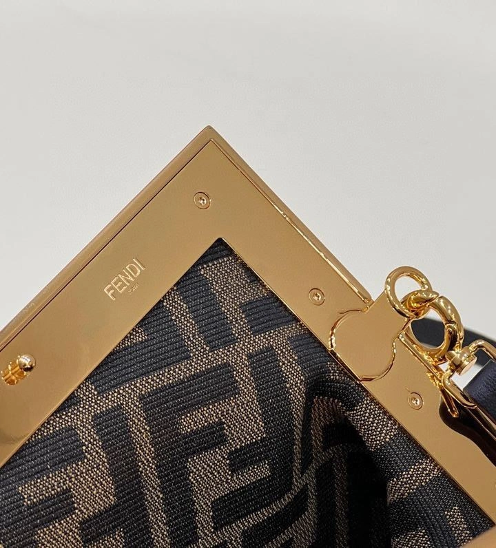 Fendi First Bags Supportive 57902