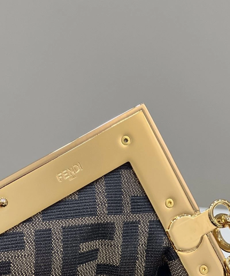Fendi First Bags Minimalist 57895