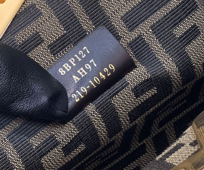 Fendi First Bags Minimalist 57895