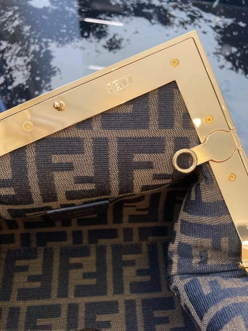 OnTrend Fendi First Bags 57879