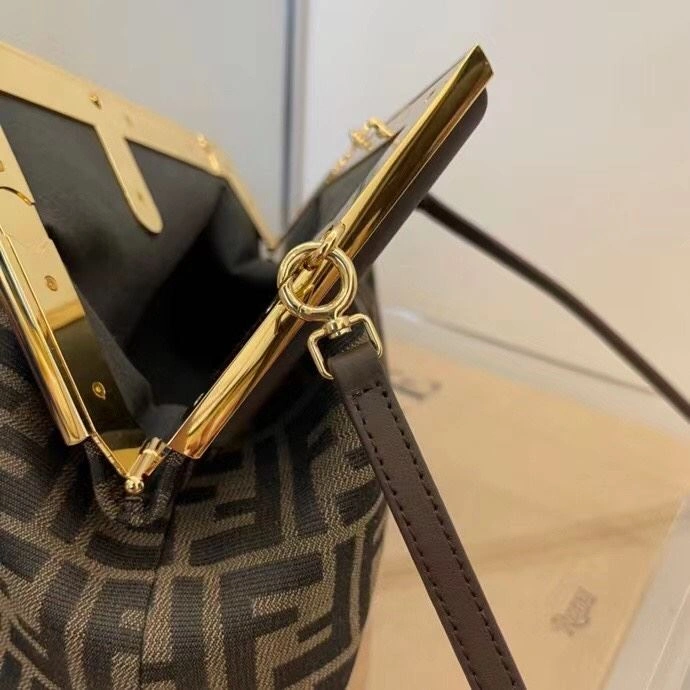 FastDry Fendi First Bags 57913