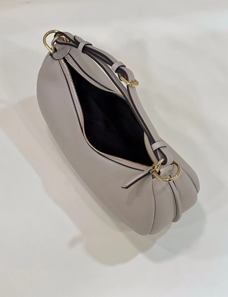 Fendi Graphy Bags Breathable 57839