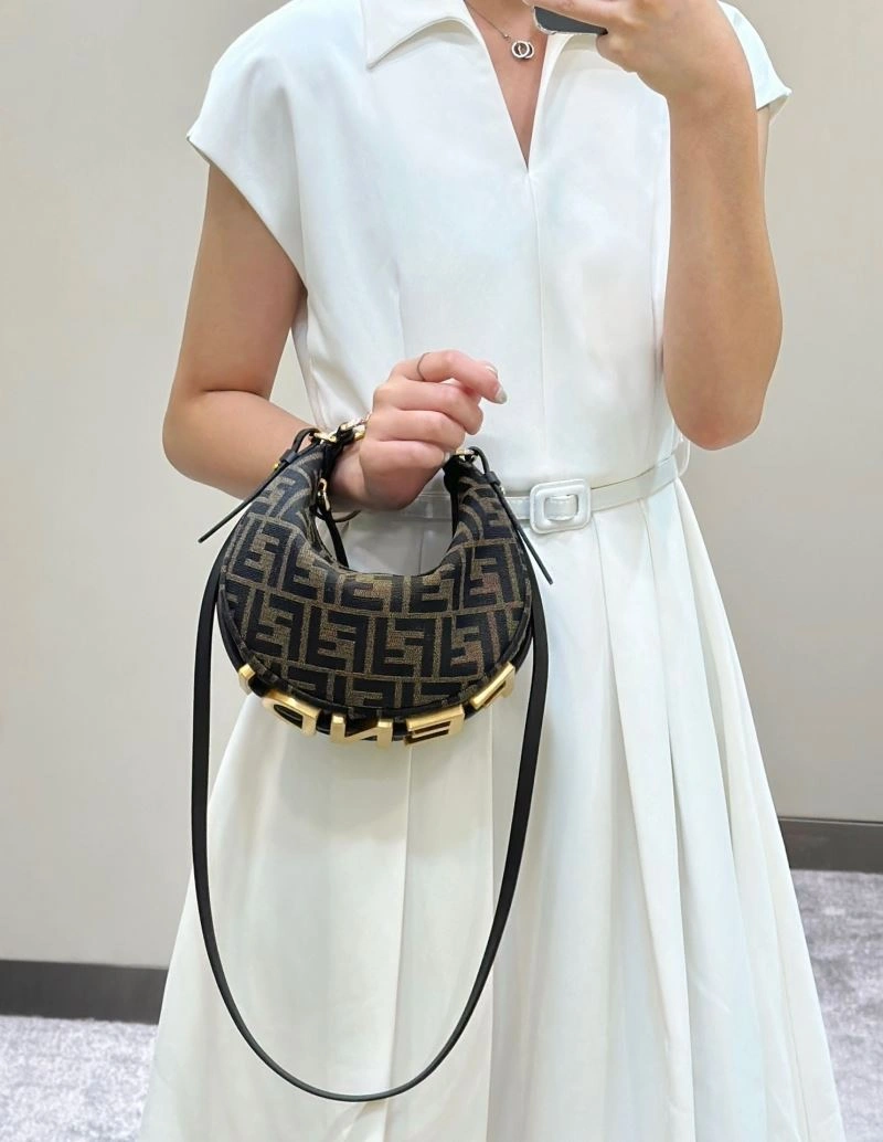 Versatile Fendi Graphy Bags 57853
