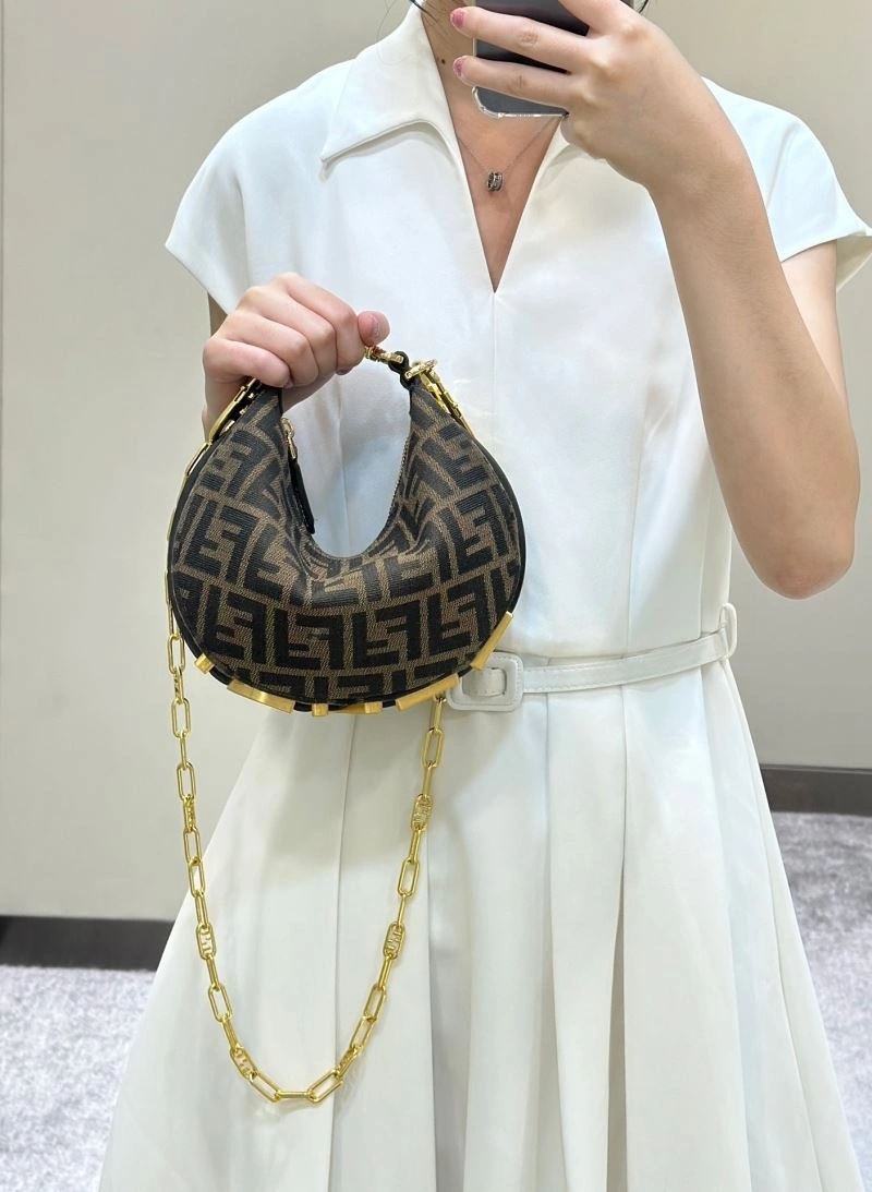Versatile Fendi Graphy Bags 57853
