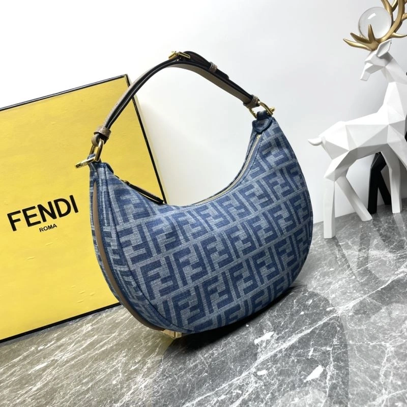 Fendi Graphy Bags WeatherProof 57811