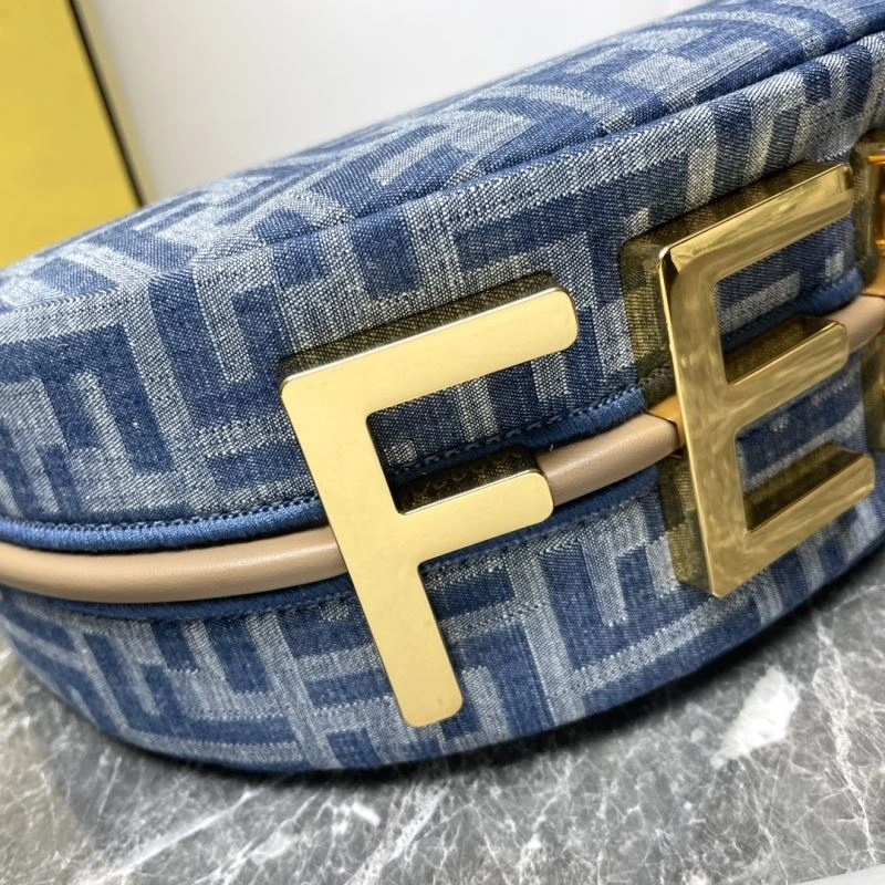 Fendi Graphy Bags WeatherProof 57811